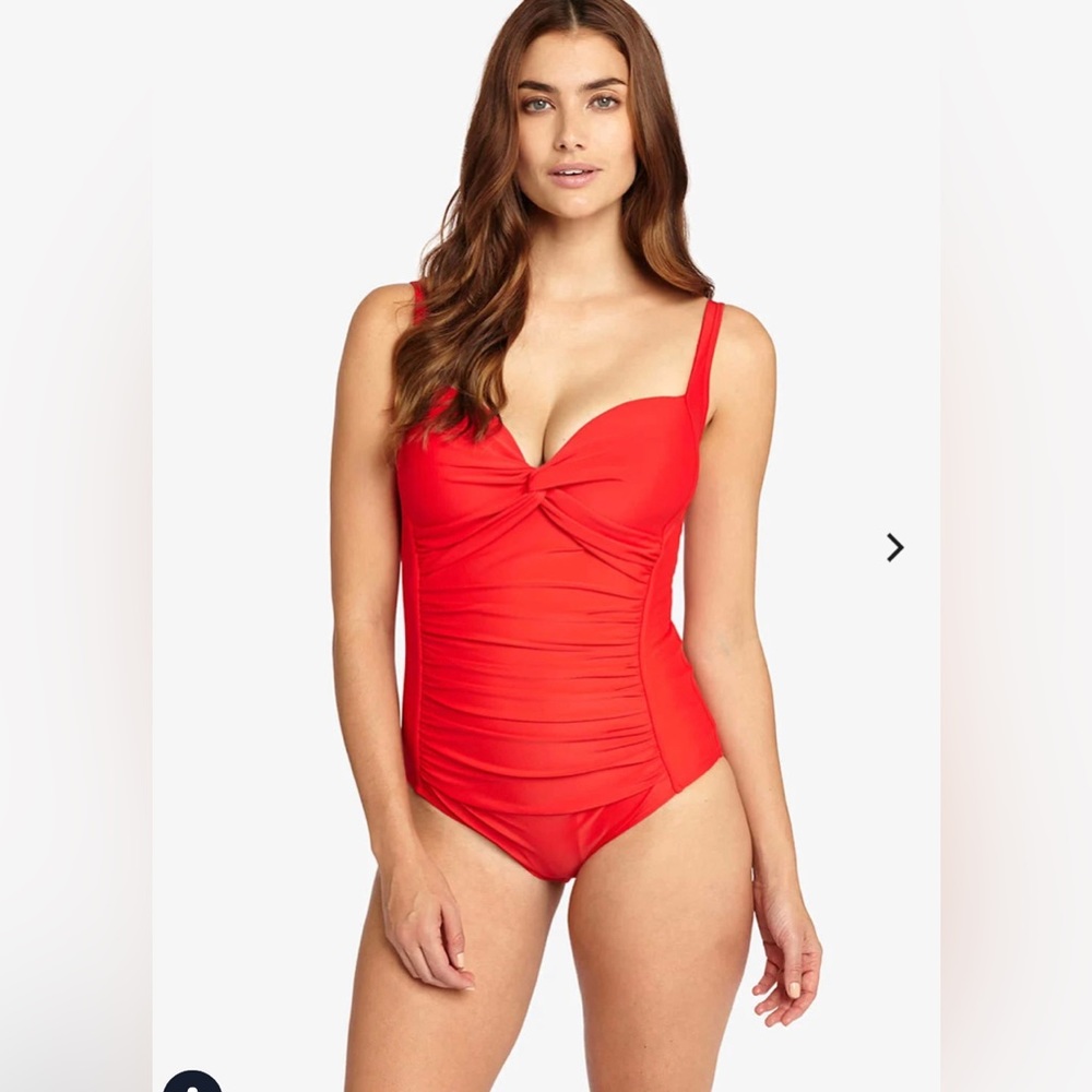 Liz Clairbourne | Slimming Swimsuit Size 6 NEW